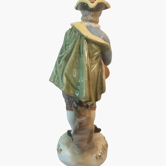 Vintage Porcelain Figurine Man Mandolin Musician Renaissance Festival Signed JE - Picture 3 of 7
